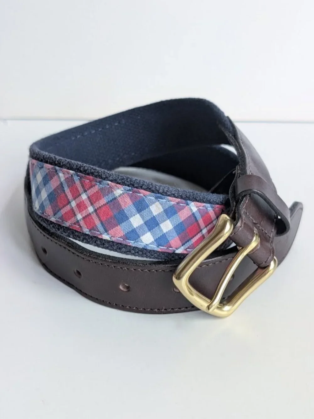 One* Vineyard Vines Multi Color Belt with Brown Leather Trim Size:32 NWOT